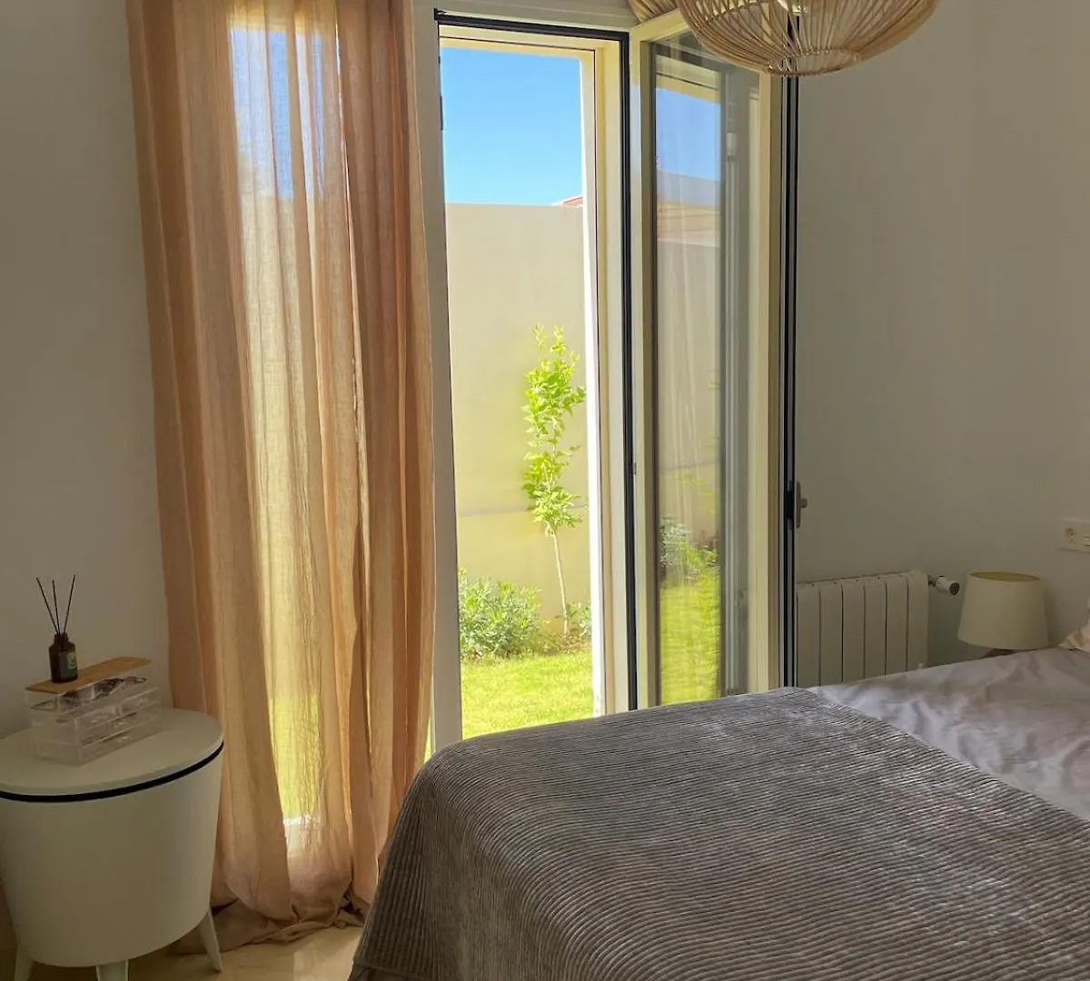 Beautiful New Home & Pool Mountain View Coin 0*,  Spain
